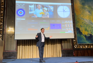 Opsis CEO presents Pitch on singapore japan fast track pitch event 2023